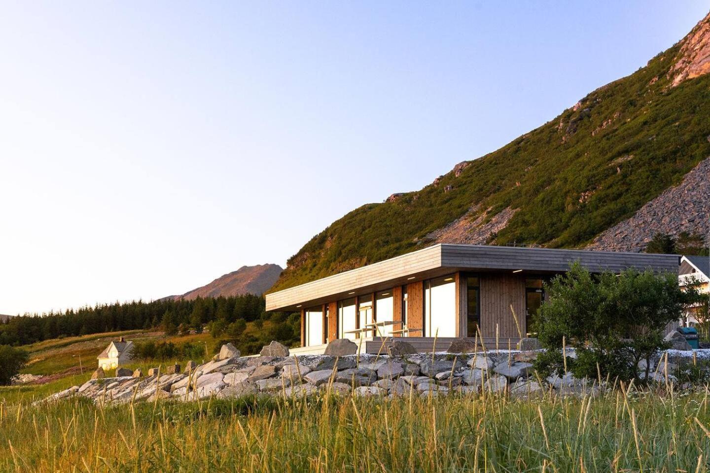 Exclusive Beach House Ramberg - Your Private Oasis Kültér fotó
