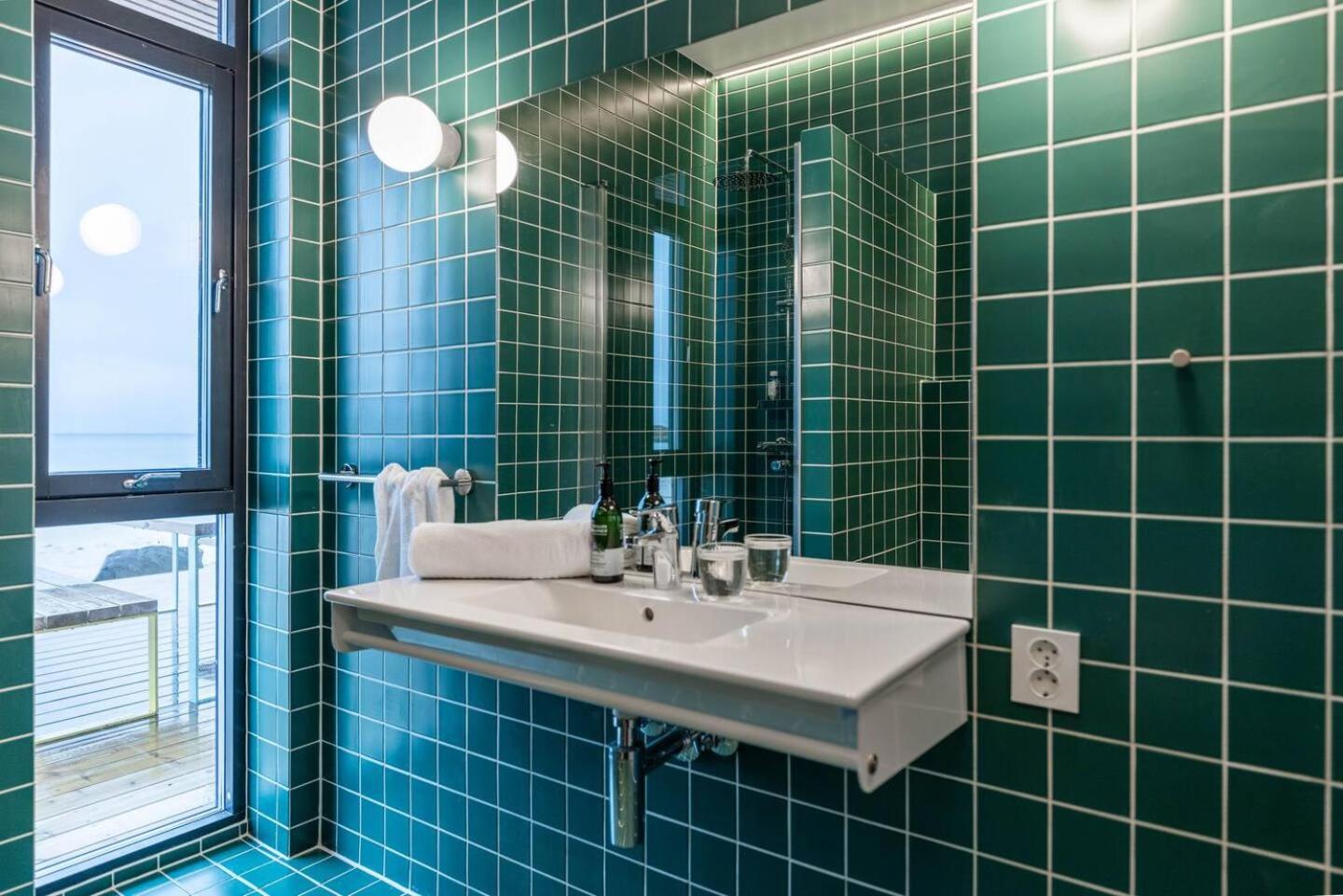 Exclusive Beach House Ramberg - Your Private Oasis Kültér fotó