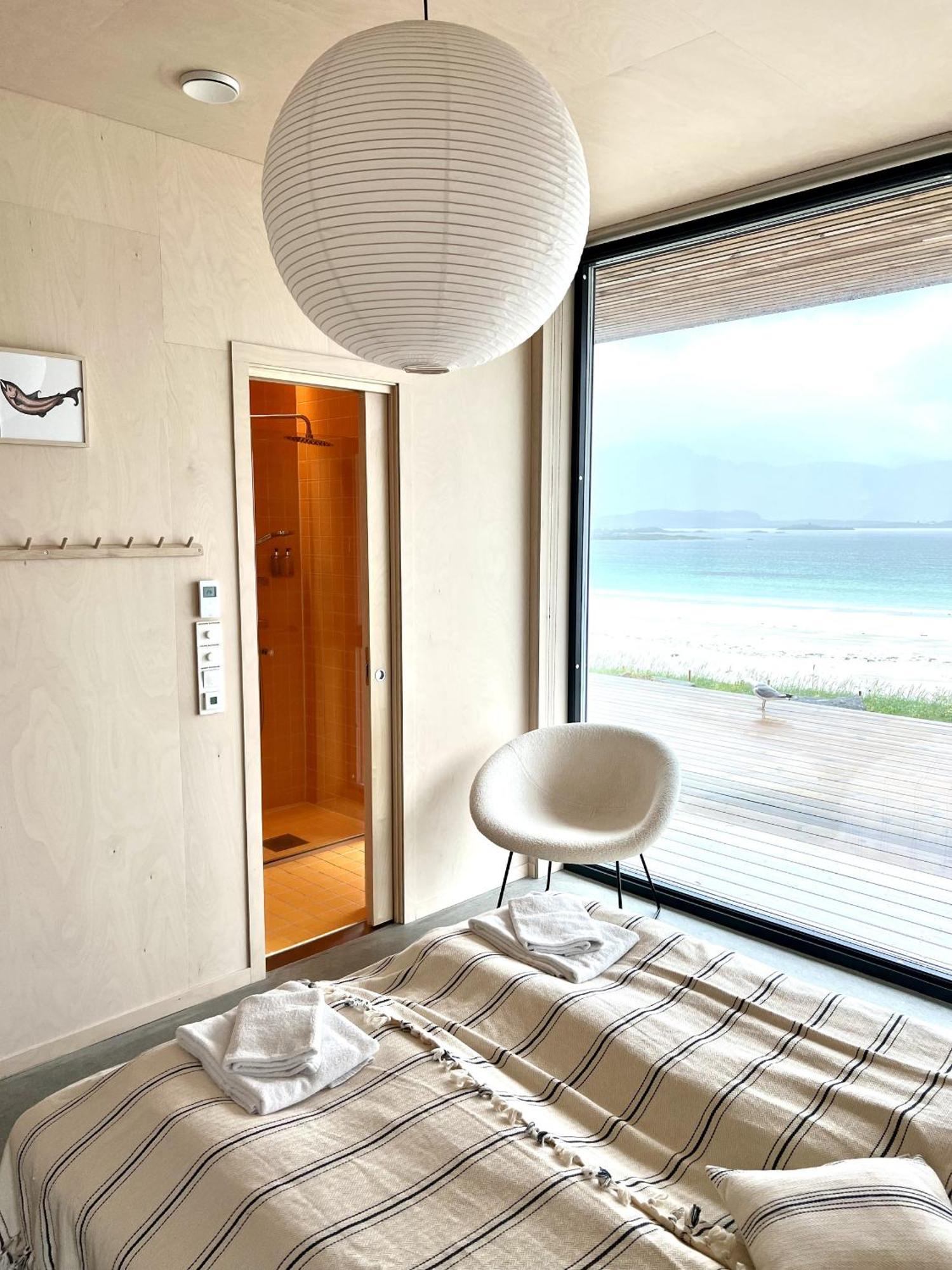 Exclusive Beach House Ramberg - Your Private Oasis Kültér fotó