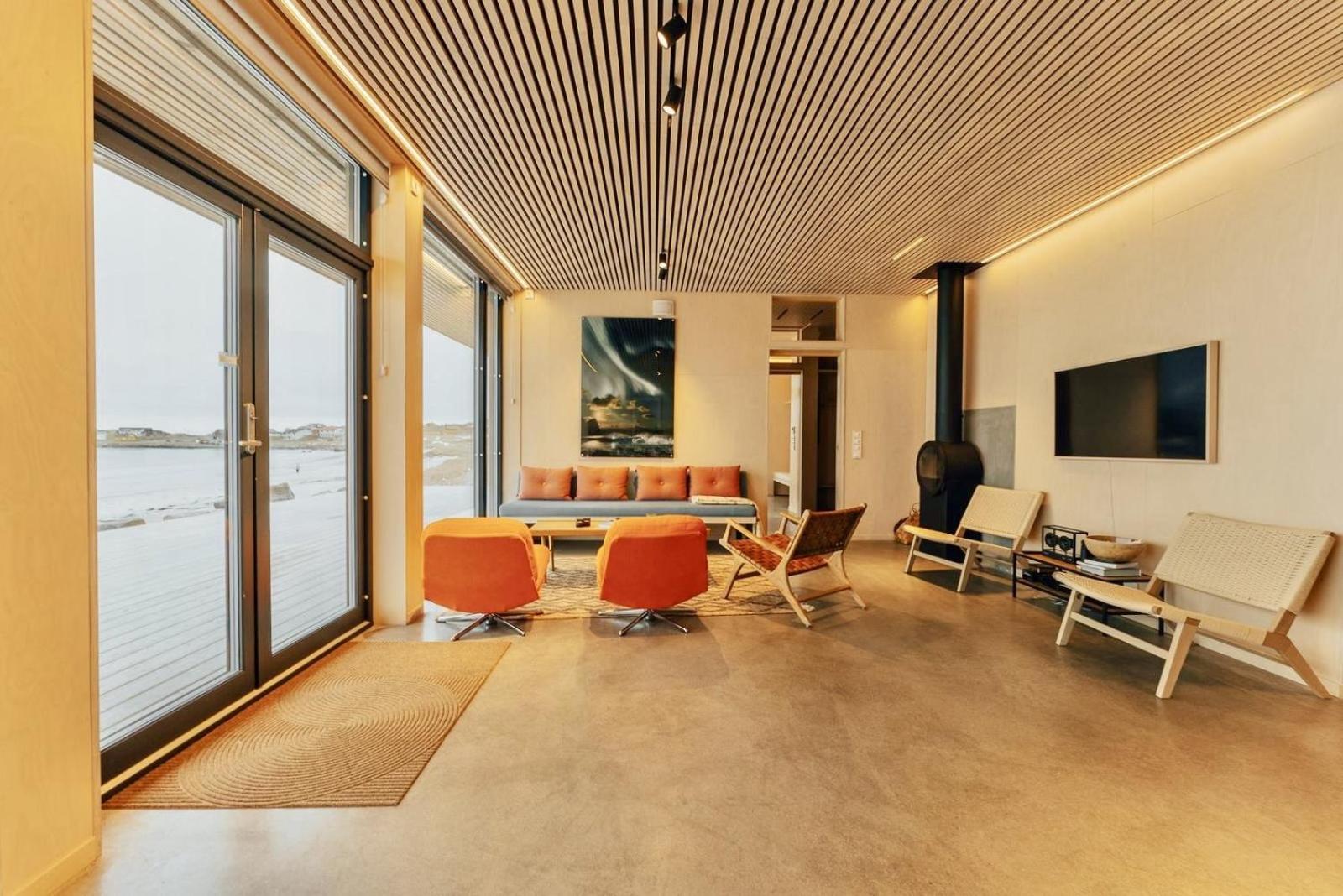 Exclusive Beach House Ramberg - Your Private Oasis Kültér fotó